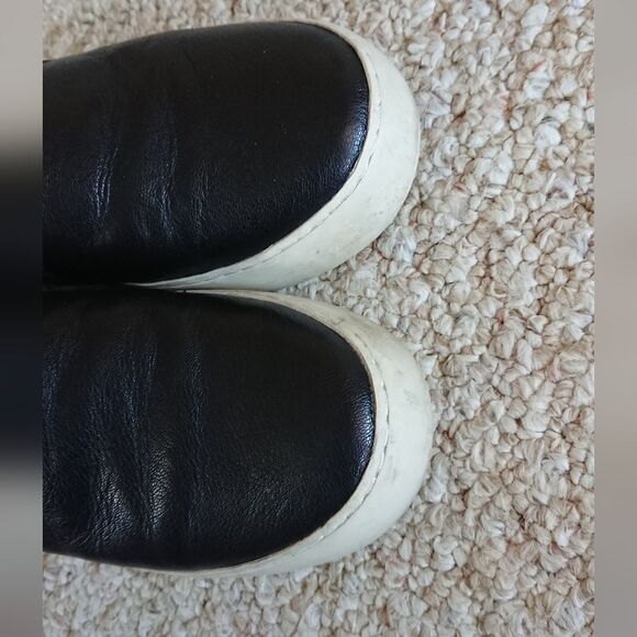 Frye Black leather Ivy Slip-On Shoes size 7M - Picture 6 of 12